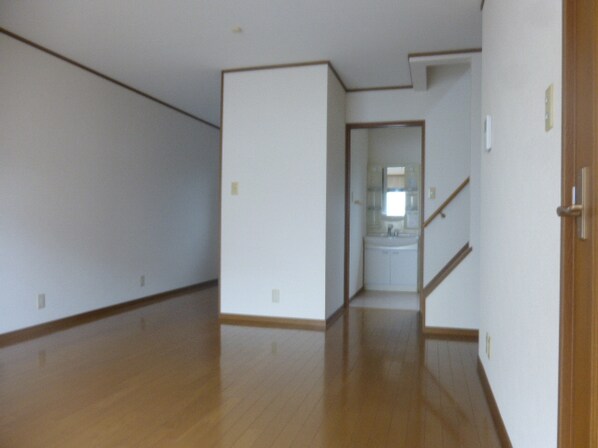 御立パレスの物件内観写真